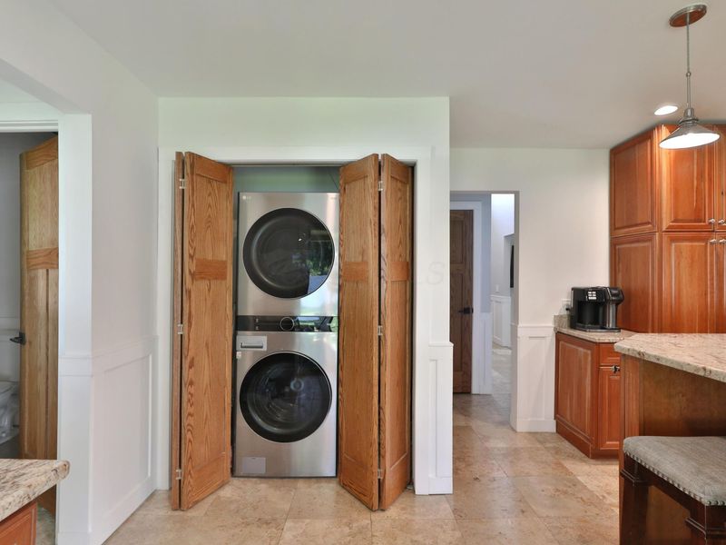 1363 Castleton Road N, Columbus, OH 43220 Photo 27