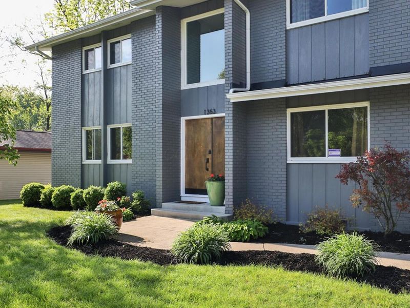 1363 Castleton Road N, Columbus, OH 43220 Photo 4