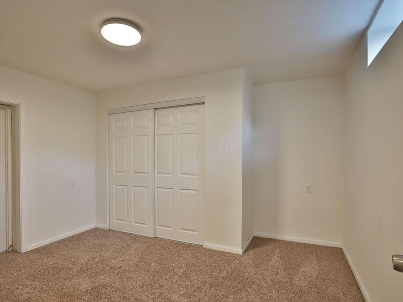 1363 Castleton Road N, Columbus, OH 43220 Photo 49