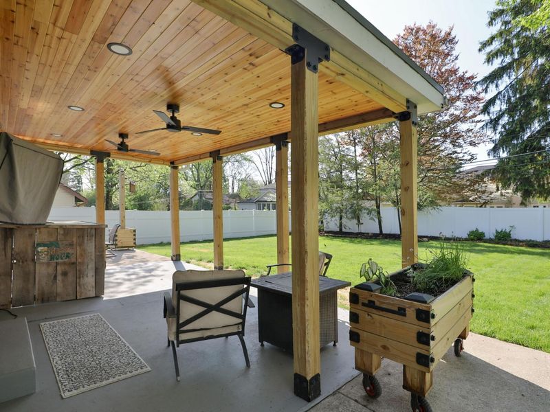 1363 Castleton Road N, Columbus, OH 43220 Photo 57