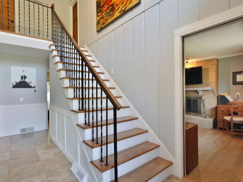 1363 Castleton Road N, Columbus, OH 43220 Photo 7