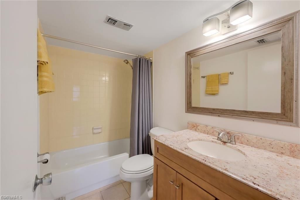 2366 E Mall Dr, Unit 418, Fort Myers, FL 33901 Photo