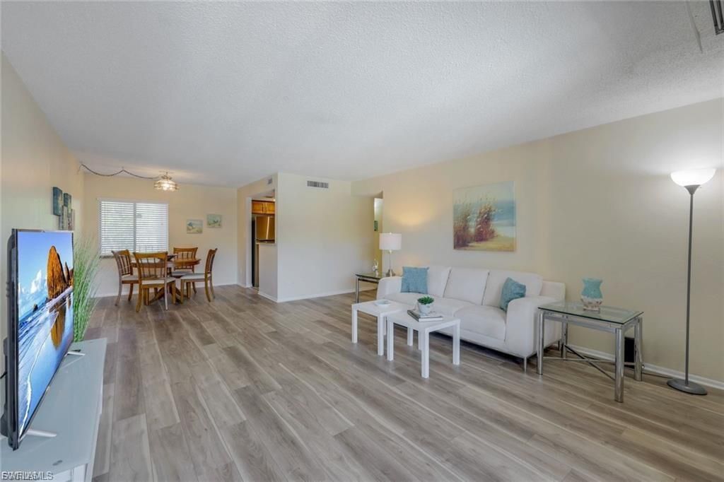 2366 E Mall Dr, Unit 418, Fort Myers, FL 33901 Photo