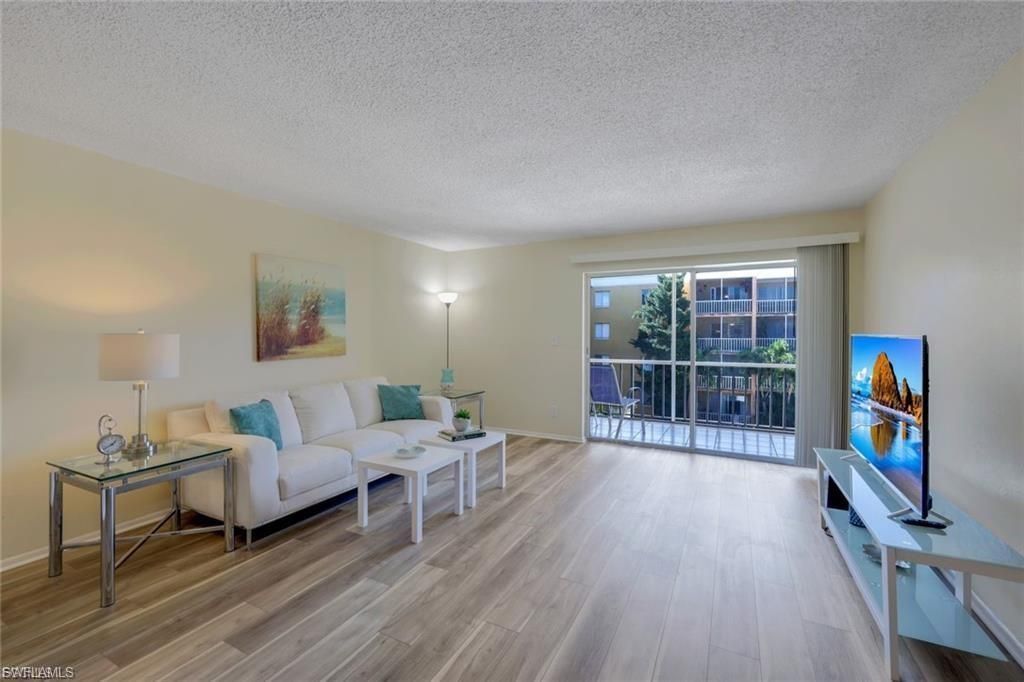 2366 E Mall Dr, Unit 418, Fort Myers, FL 33901 Photo
