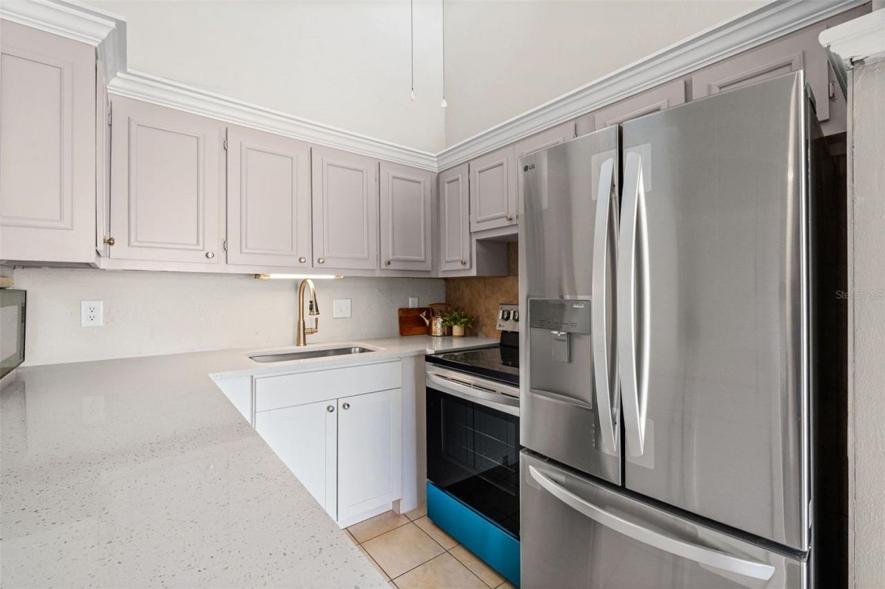 500 N Jefferson Avenue, Unit H1, Sarasota, FL 34237 Photo