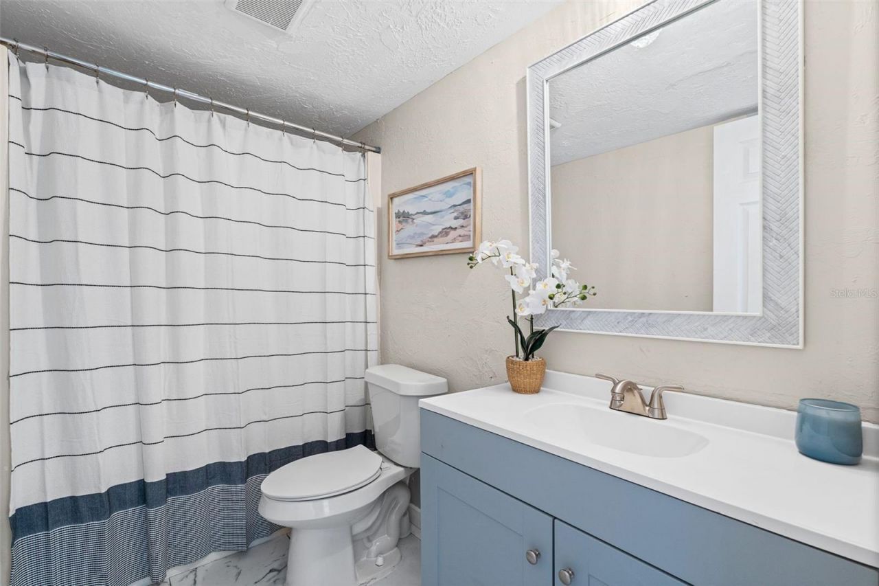 500 N Jefferson Avenue, Unit H1, Sarasota, FL 34237 Photo