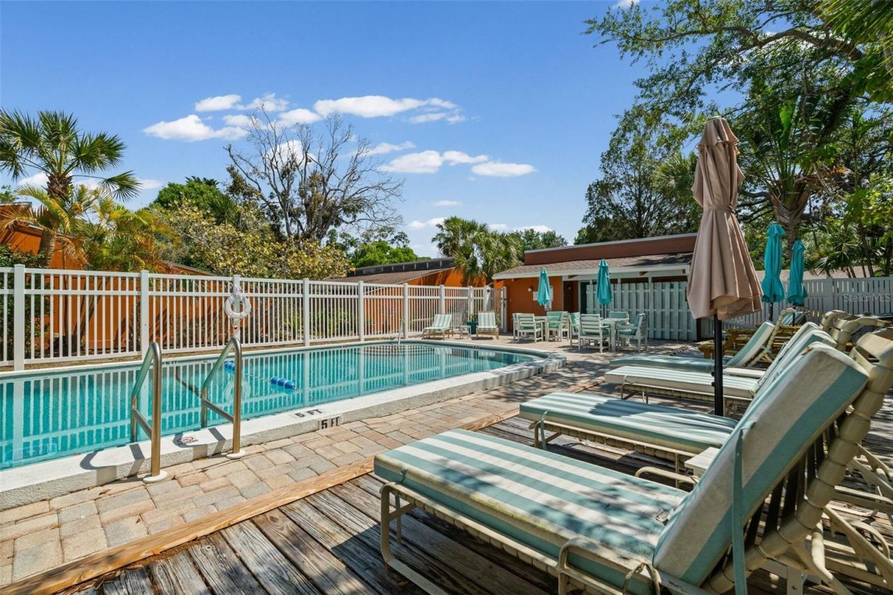 500 N Jefferson Avenue, Unit H1, Sarasota, FL 34237 Photo
