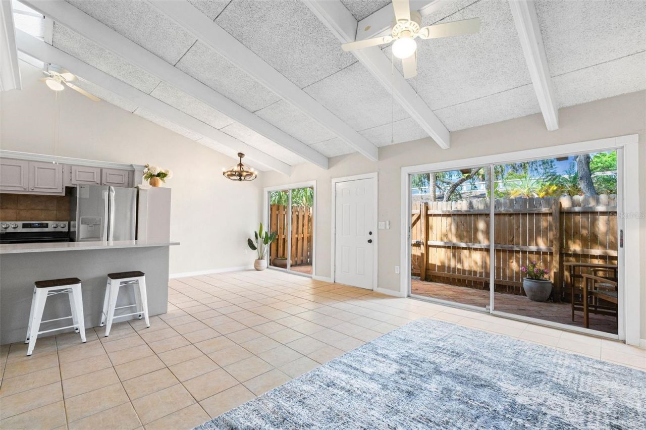 500 N Jefferson Avenue, Unit H1, Sarasota, FL 34237 Photo
