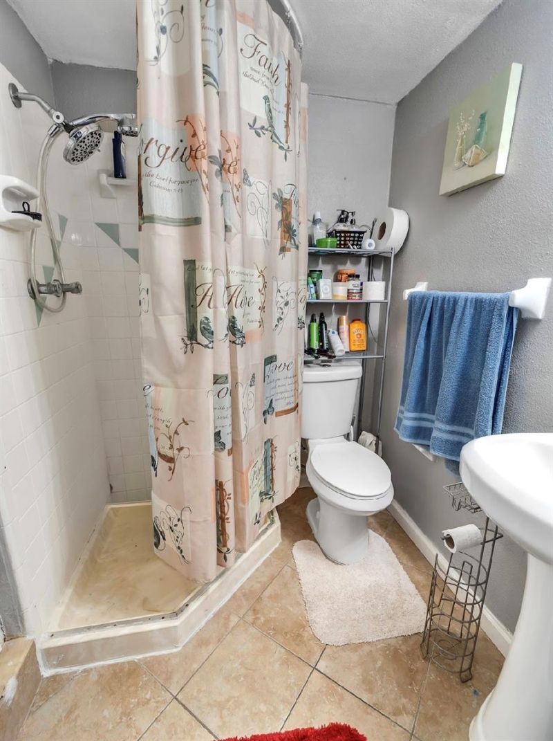 5516 Sedgefield Street , Orlando, FL 32808 Photo