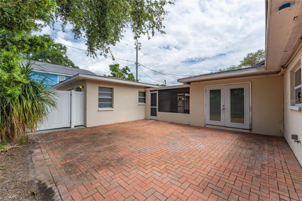 811 20th Avenue N, Saint Petersburg, FL 33704 Photo