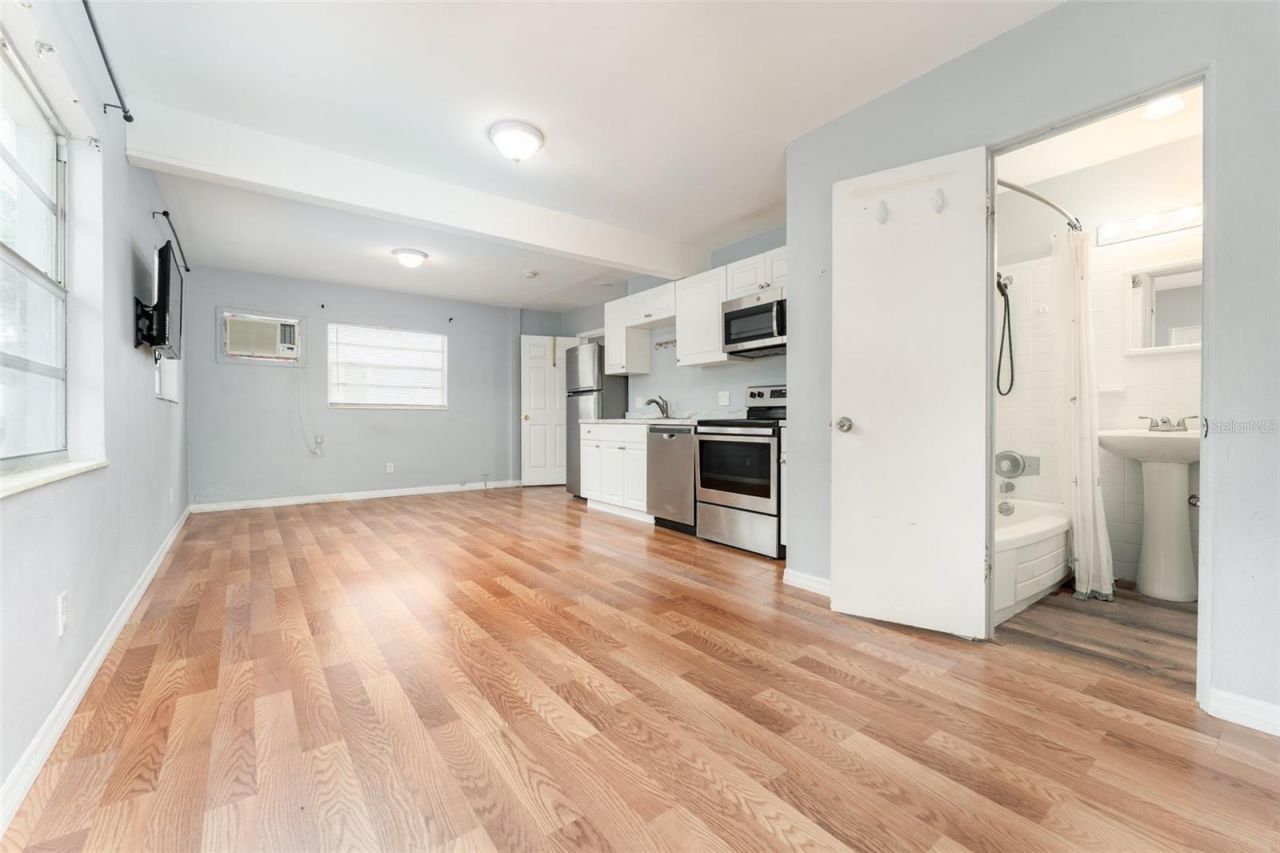 811 20th Avenue N, Saint Petersburg, FL 33704 Photo
