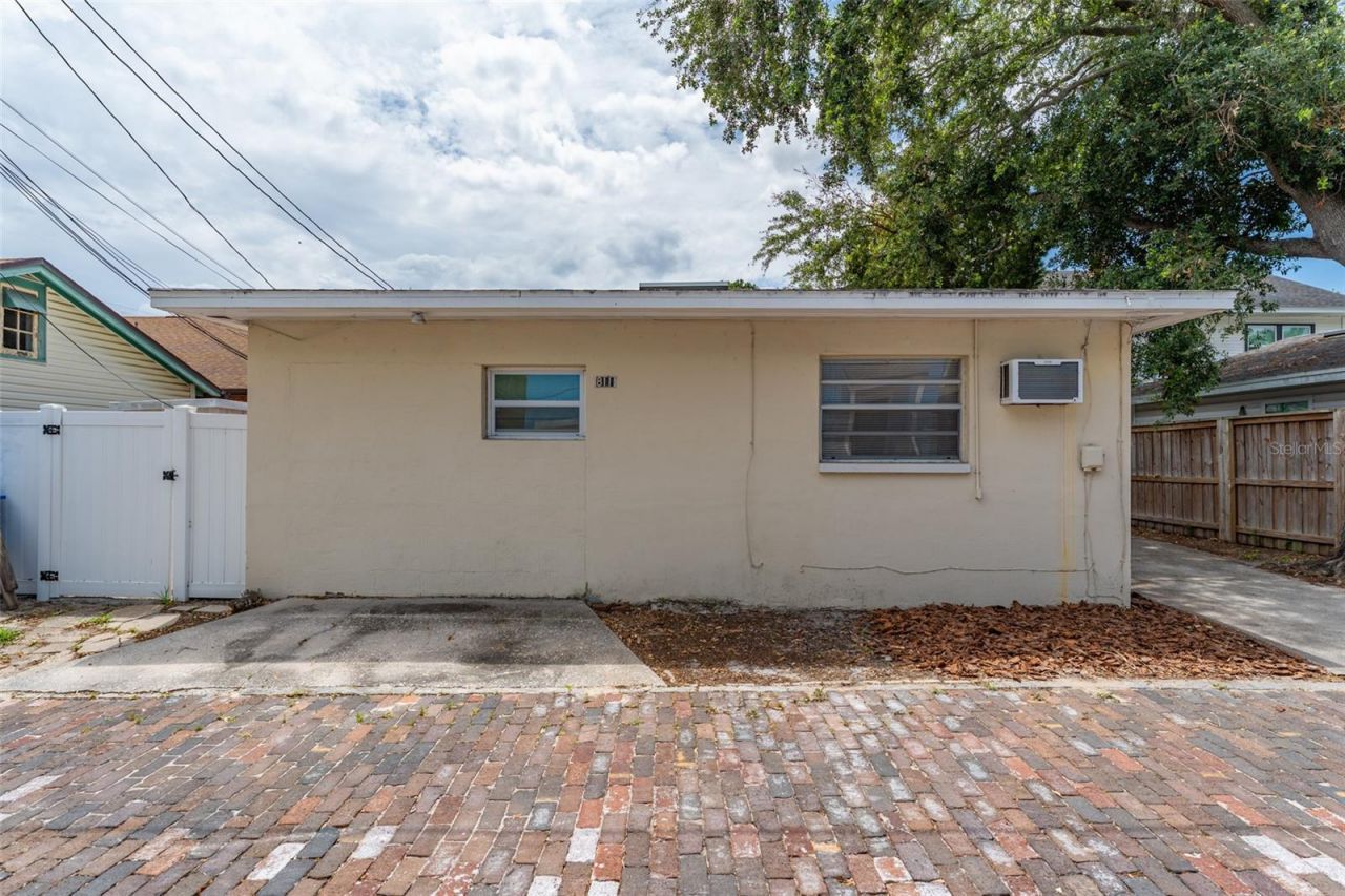 811 20th Avenue N, Saint Petersburg, FL 33704 Photo