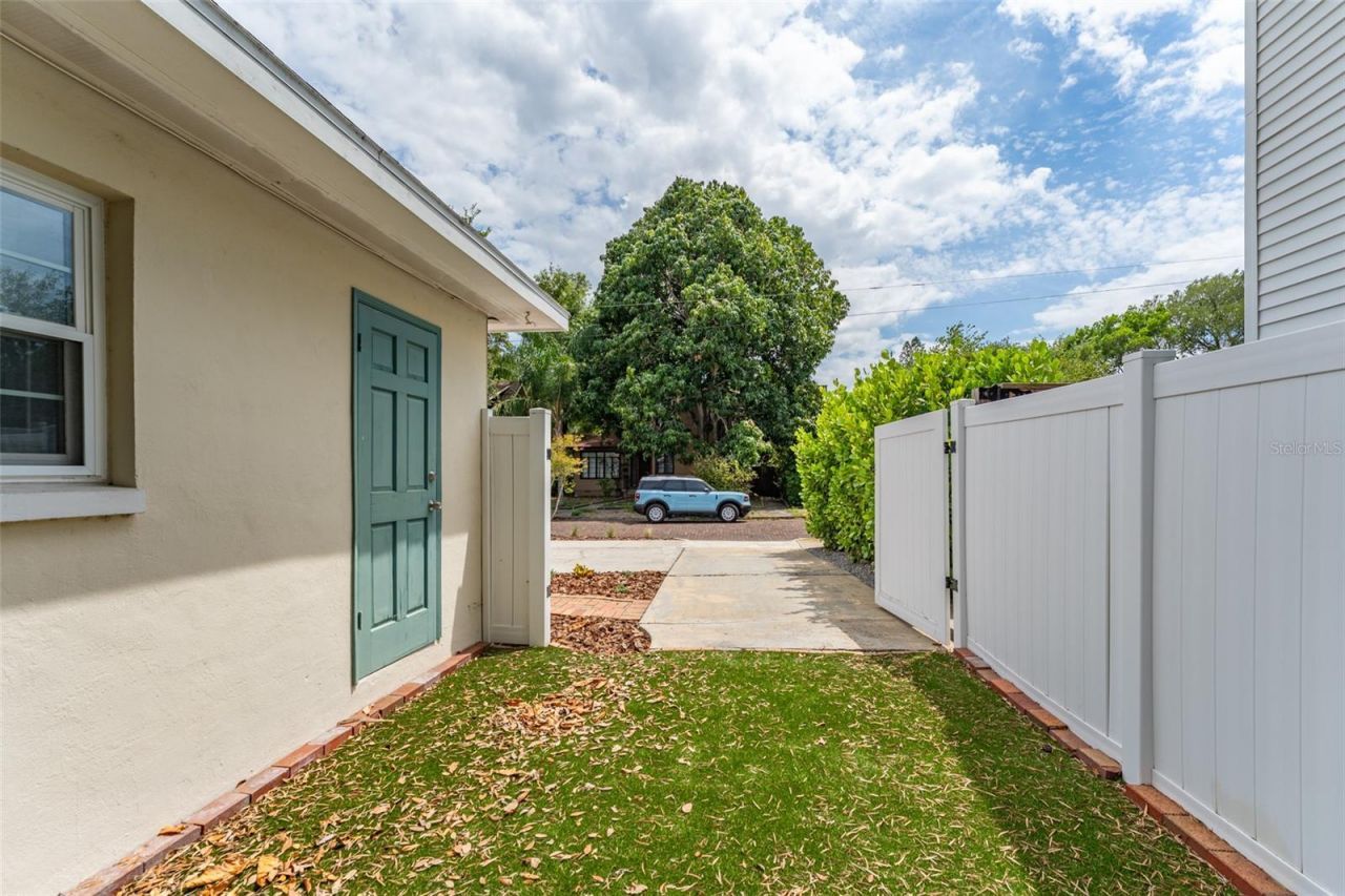 811 20th Avenue N, Saint Petersburg, FL 33704 Photo