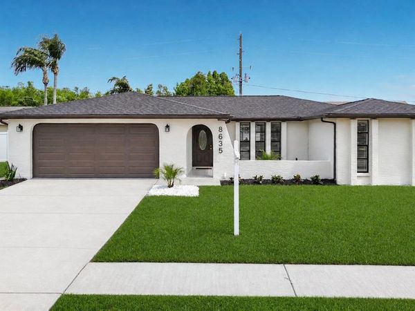 8635 GUM TREE AVENUE, NEW PORT RICHEY, FL 34653