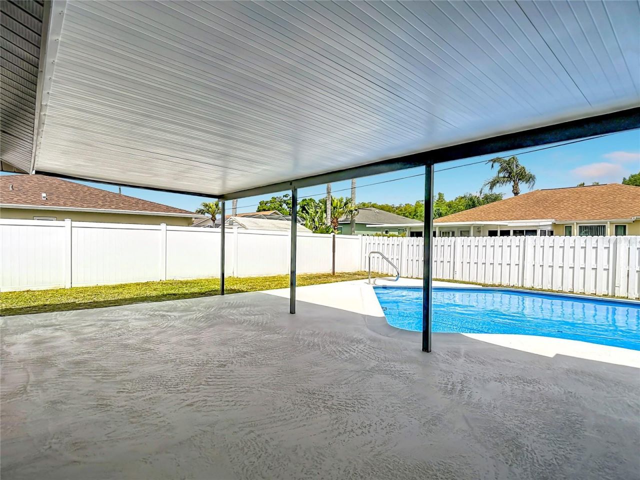 8635 Gum Tree Avenue, New Port Richey, FL 34653 Photo