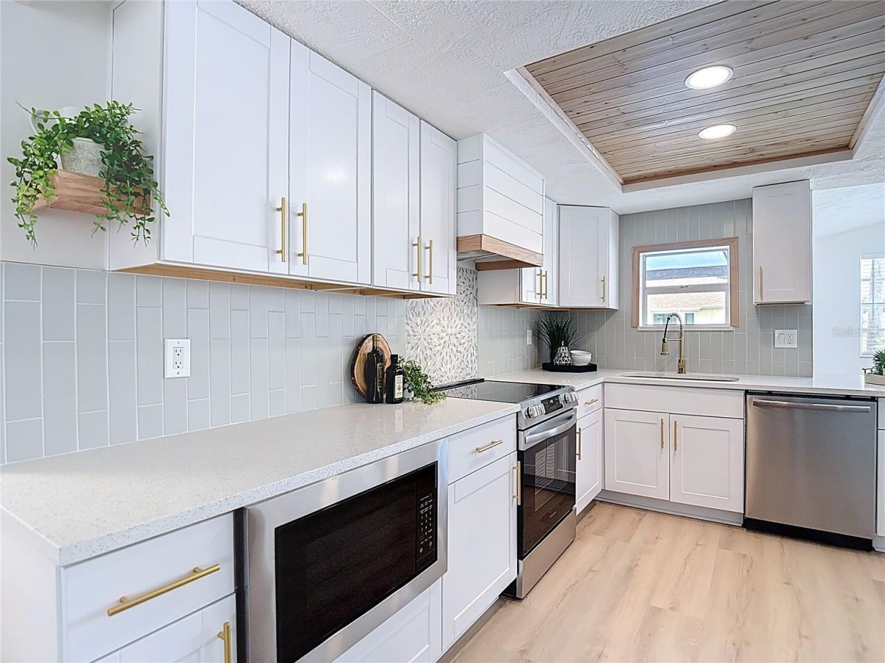 8635 Gum Tree Avenue , New Port Richey, FL 34653 Photo