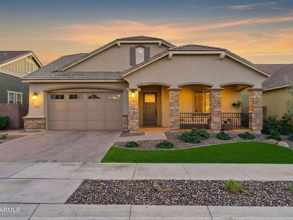 22889 E CARRIAGE Way, Queen Creek, AZ 85142