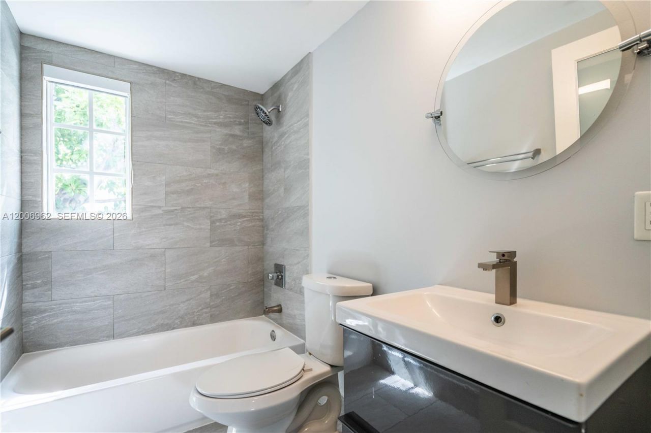 331 85th St , Unit 24, Miami Beach, FL 33141 Photo