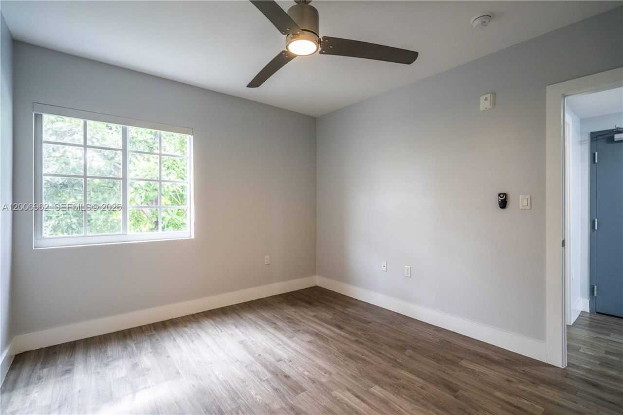 331 85th St , Unit 24, Miami Beach, FL 33141 Photo