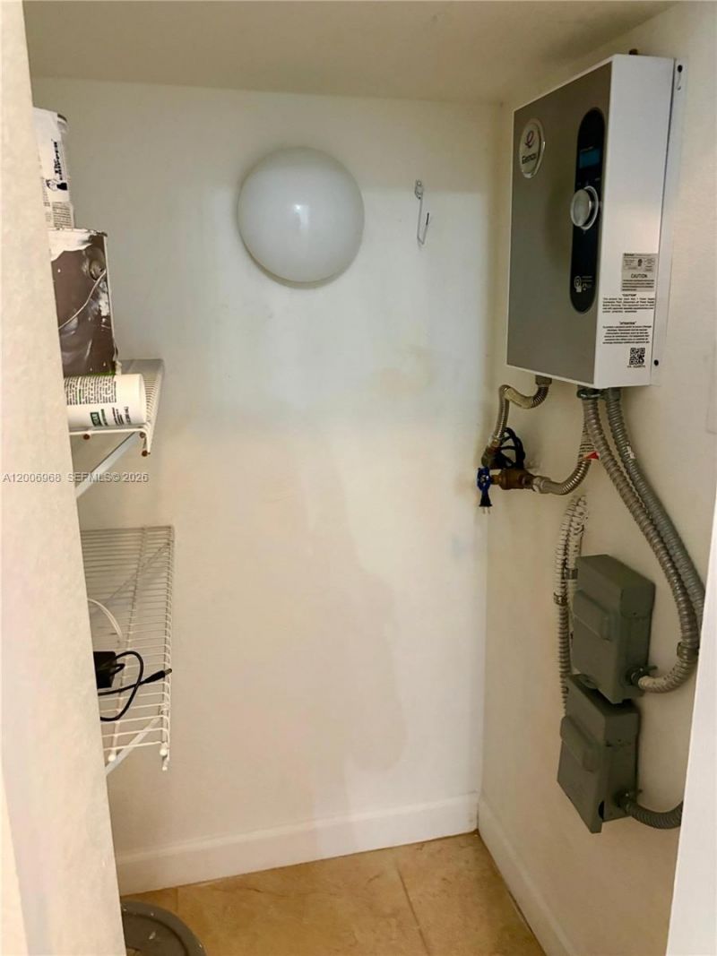 9228 W 33rd Way, Unit 9828, Hialeah, FL 33018 Photo