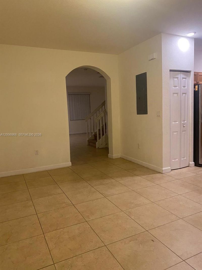 9228 W 33rd Way , Unit 9828, Hialeah, FL 33018 Photo