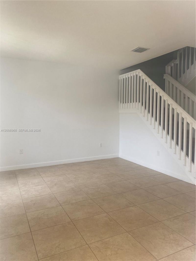 9228 W 33rd Way , Unit 9828, Hialeah, FL 33018 Photo