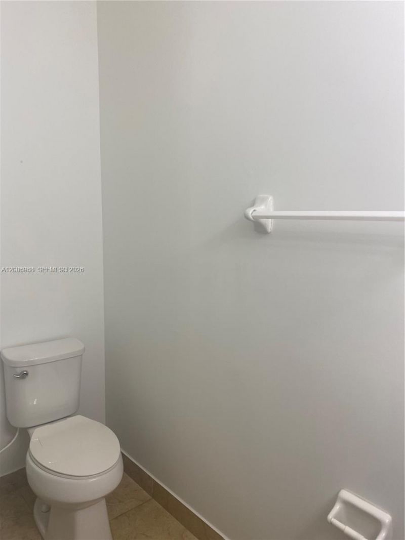 9228 W 33rd Way , Unit 9828, Hialeah, FL 33018 Photo