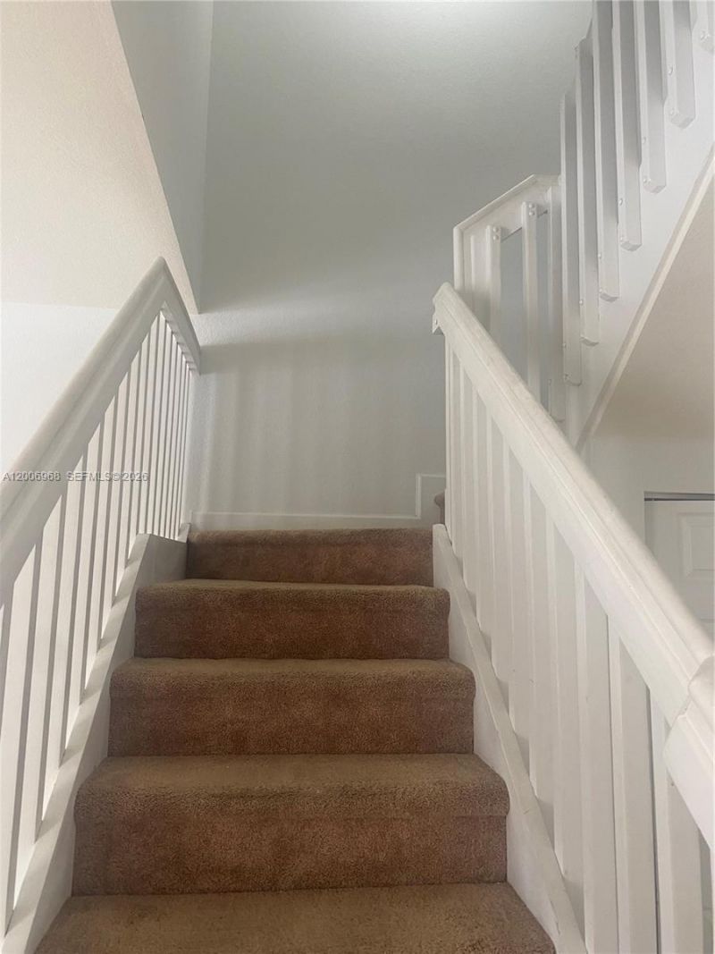 9228 W 33rd Way , Unit 9828, Hialeah, FL 33018 Photo