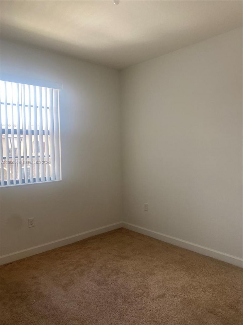 9228 W 33rd Way , Unit 9828, Hialeah, FL 33018 Photo