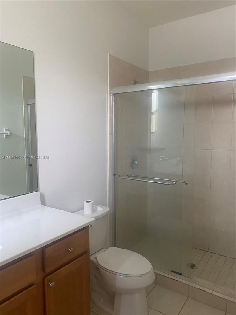 9228 W 33rd Way , Unit 9828, Hialeah, FL 33018 Photo