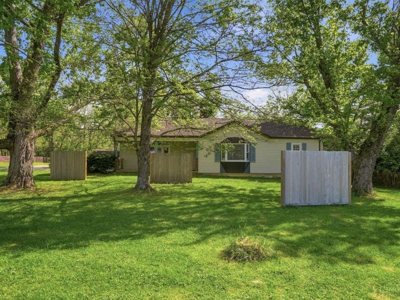 5827 Lake Road, Salem Twp, OH 45152 Photo 3