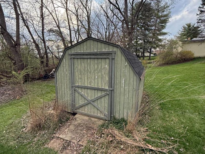 332 Ingram Road, Cincinnati, OH 45218 Photo 23