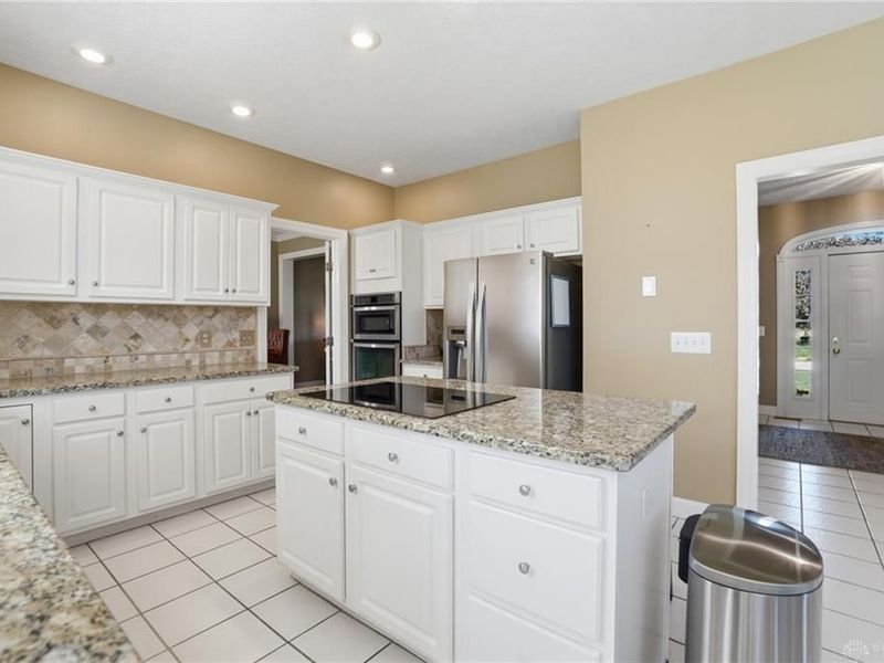 10348 Blackbirch Drive, Washington Township, OH 45458 Photo 25