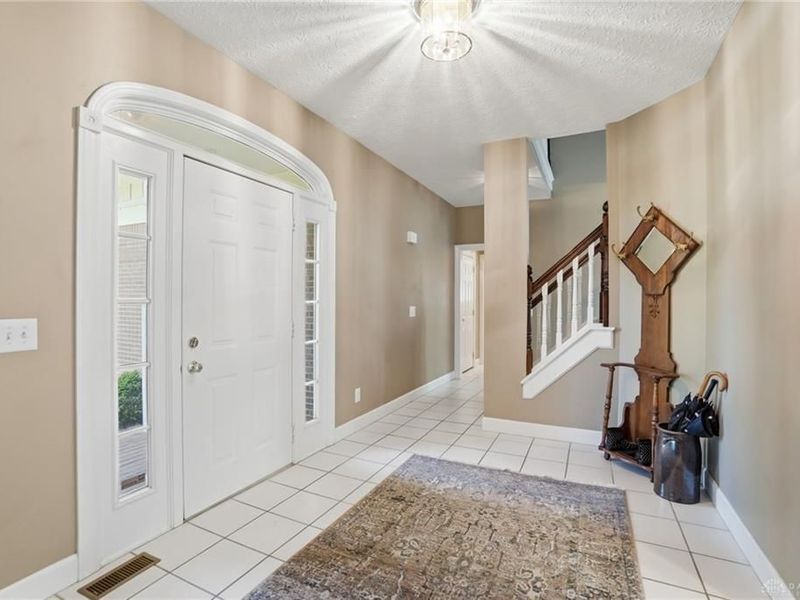 10348 Blackbirch Drive, Washington Township, OH 45458 Photo 9