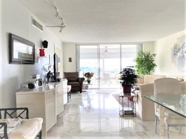 2671 S Course Drive, Pompano Beach, FL 33069 Photo