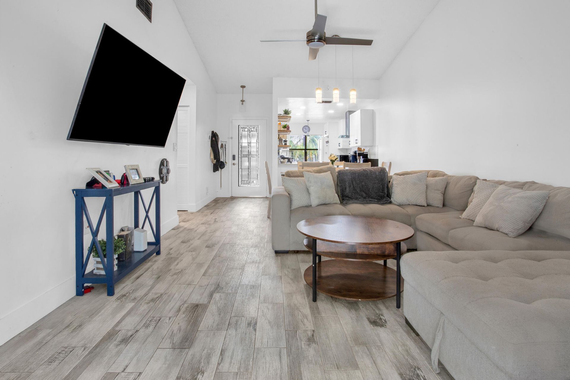 8202 NW 100th Drive, Tamarac, FL 33321 Photo