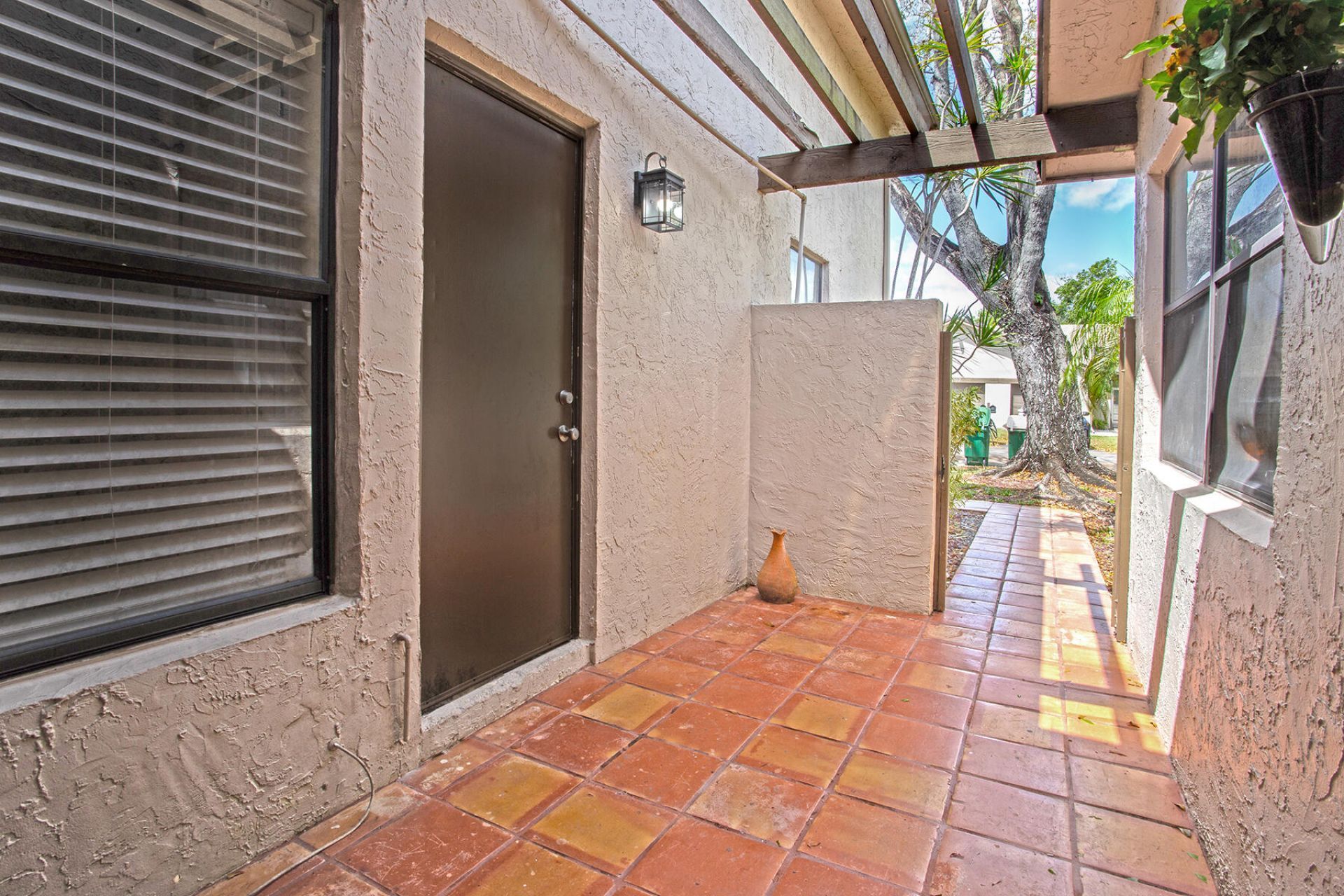 8202 NW 100th Drive, Tamarac, FL 33321 Photo