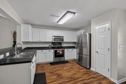 5109 Morrow Lane photo 4