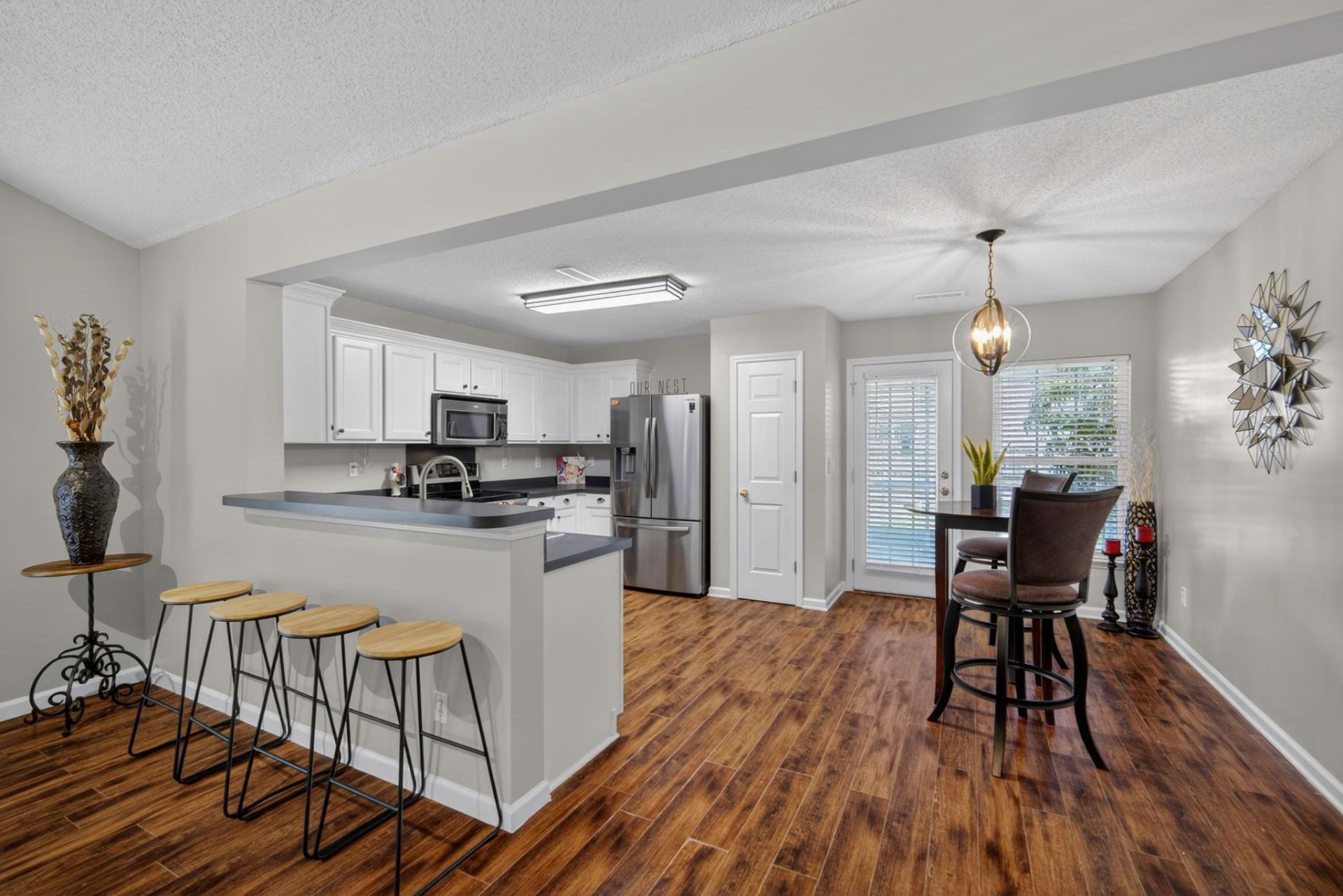 5109 Morrow Lane Photo 6