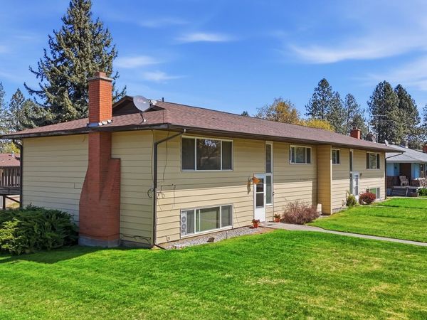 228/230 W PRICE Ave, Spokane, WA 99218