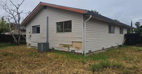 1108 Washington Ave, Winters, CA 95694 Photo