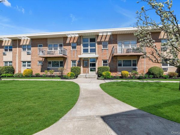 4 Rose Street , Unit 5-H1, Oceanside, NY 11572