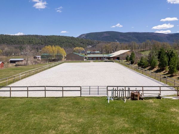 1374 US Route 7S, Wallingford, VT 05773