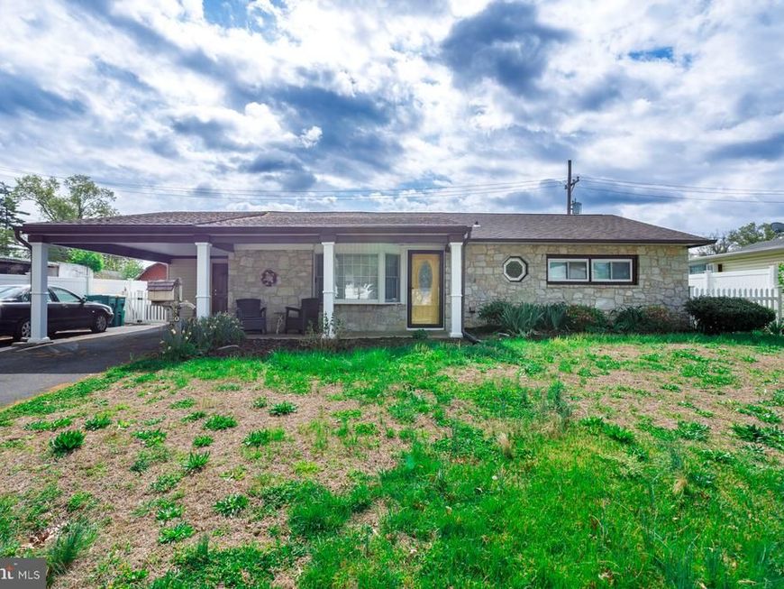 80 Thornridge Drive, Levittown, PA 19054 Main Photo