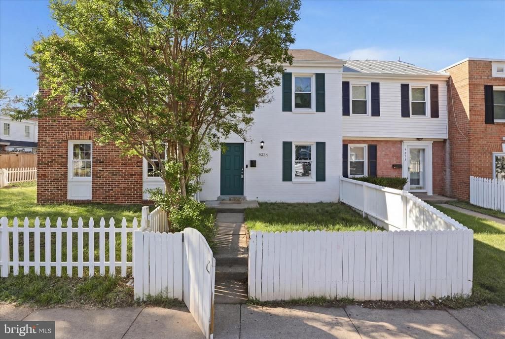 9234 Byrd Drive, Manassas, VA 20110 Main Photo