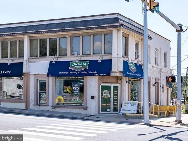 1 S VALLEY ROAD, Unit 201, PAOLI, PA 19301