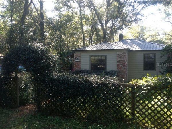 711 NW 34TH PLACE, GAINESVILLE, FL 32609