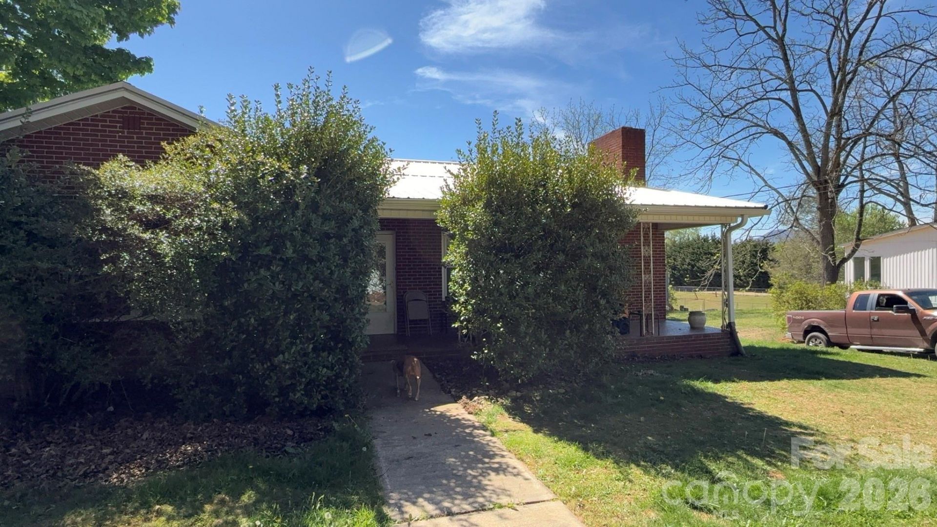 1582 Dutch Cove Road, Canton, NC 28716 Main Photo