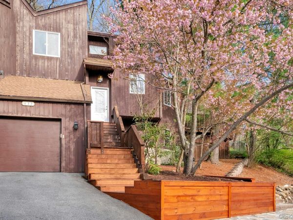 32 Boulder Lane , Goldens Bridge, NY 10526