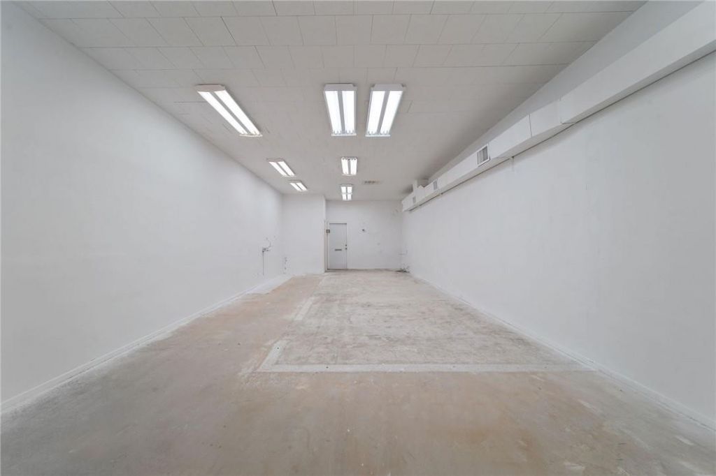 1900 E Oakland Park Boulevard, Fort Lauderdale, FL 33306 Photo